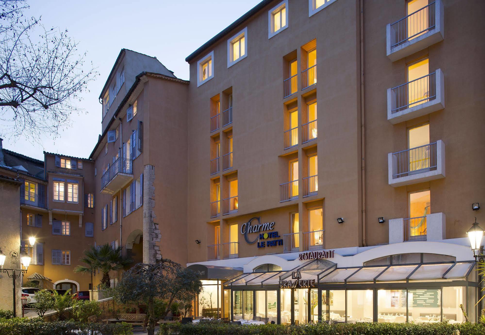 Hotel Restaurant Du Patti Grasse Exterior foto